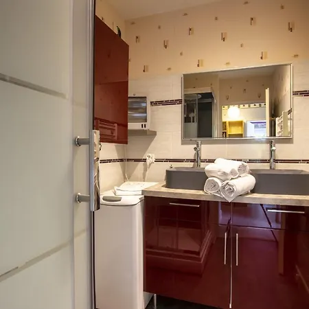 Apartment Port Marianne - Premiere Conciergerie Montpellier